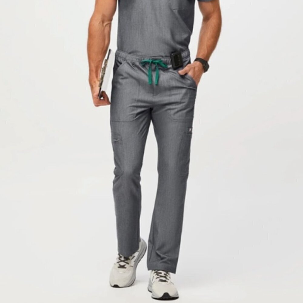 FIGS Men Scrub Cairo Cargo Pants Graphite Size M/S Technical Collection TM3001S